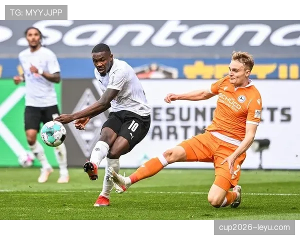 门兴格拉德巴赫强势逆转，稳居德甲积分榜前列